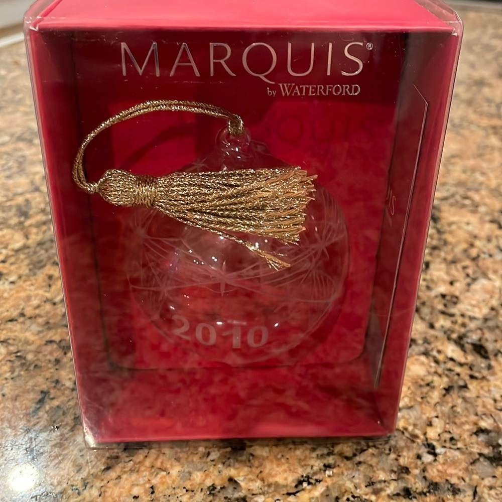 Marquis by Waterford Christmas ball ornament 2010 in original box